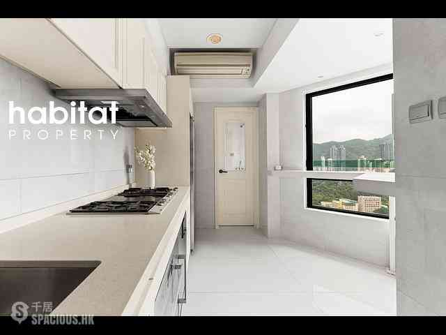 Leighton Hill - The Leighton Hill Block 1 07