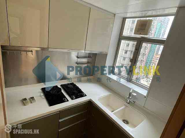 Sai Ying Pun - Island Crest 09