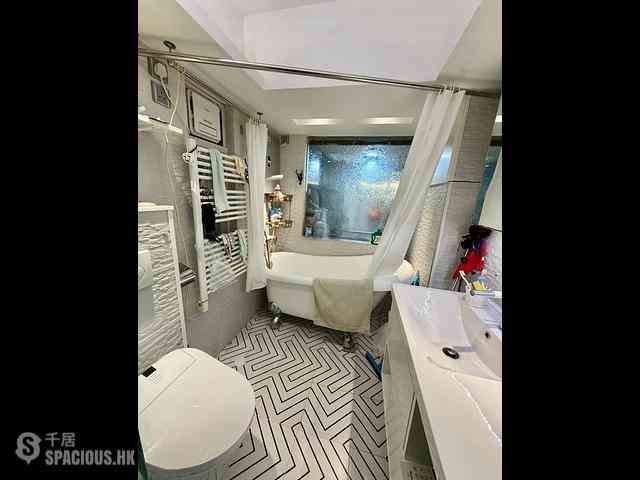 Sheung Wan - Midland Centre 13