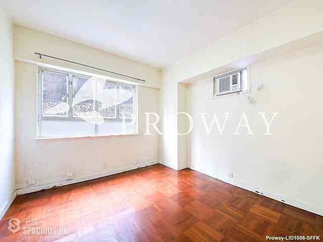 Mid Levels West - Realty Gardens London Court (Block 1) London Court 08
