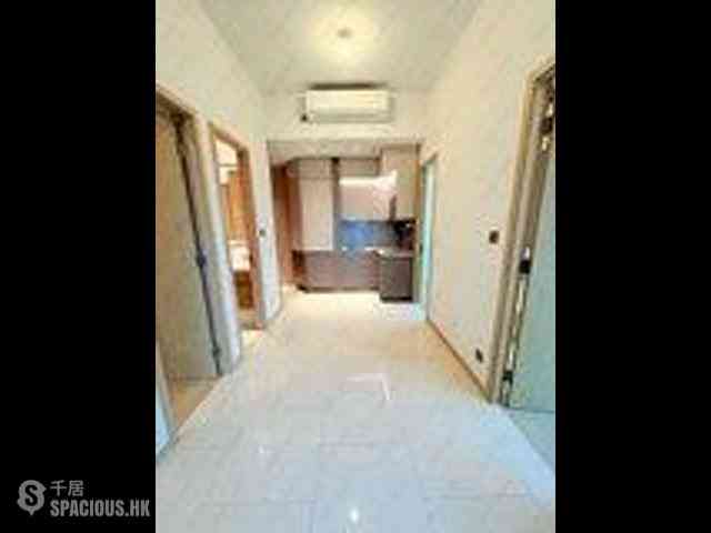 Sai Ying Pun - Upper Manor 01