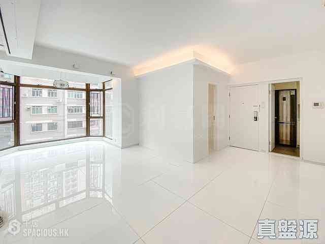 Happy Valley - Ascot Villas 01