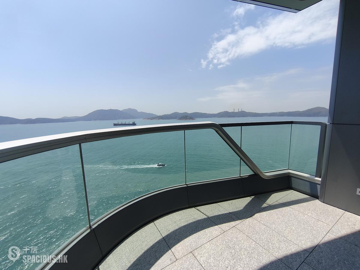 Ap Lei Chau - The Corniche Tower 2 01