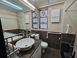 Wan Chai - Phoenix Court Block 2 12