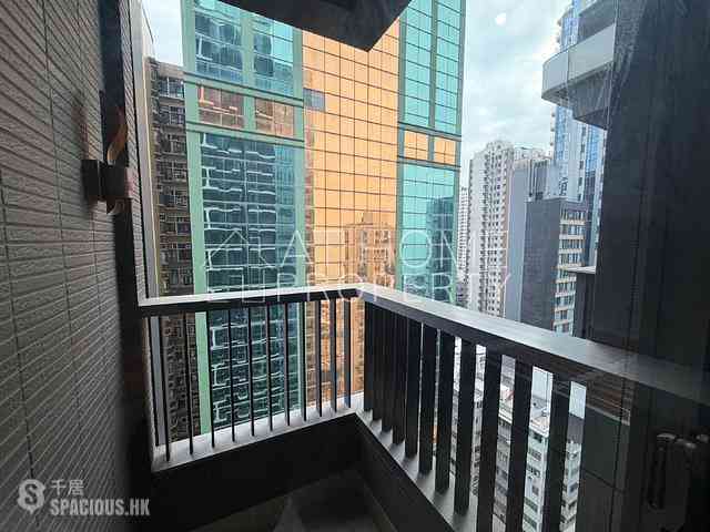 Sai Ying Pun - Bohemian House 07