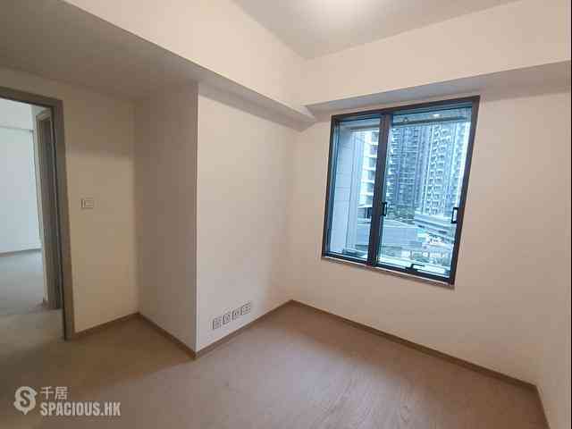 Wong Chuk Hang - The Southside Phase 3C Blue Coast II 09