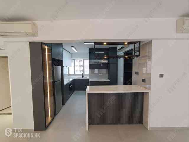 Mid Levels Central - Tregunter Tower 3 01