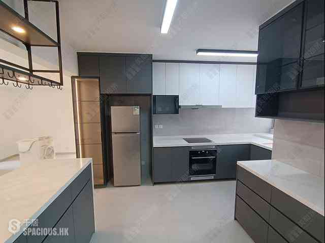 Mid Levels Central - Tregunter Tower 3 02
