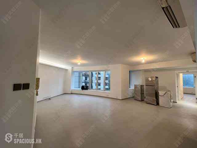 Mid Levels Central - Tregunter Tower 3 09