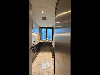 Wong Chuk Hang - The Southside Phase 3B Blue Coast Tower 1A 17