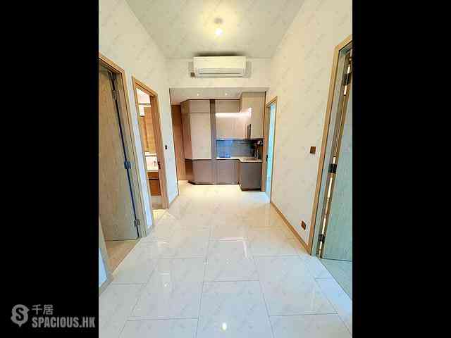 Sai Ying Pun - Upper Manor 08