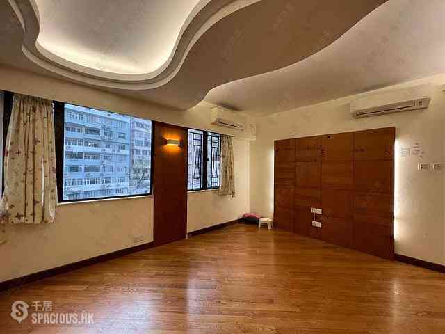 Sai Ying Pun - Ka Fu Building 01