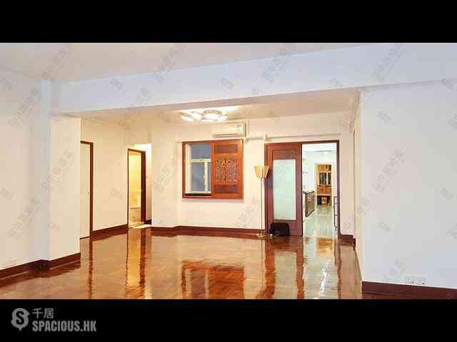 Mid Levels West - Alpine Court 02