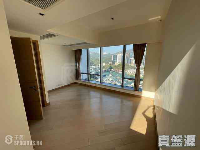 Ap Lei Chau - Larvotto Block 9 05