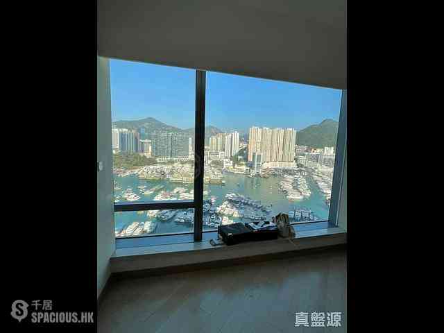Ap Lei Chau - Larvotto Block 9 06