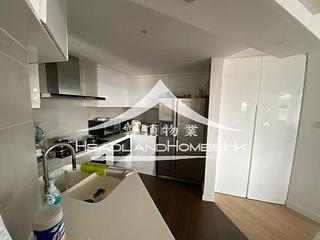 Discovery Bay - Greenbelt Court 07