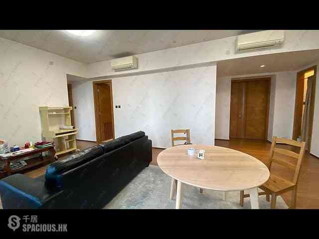 Mid Levels Central - Arezzo 03