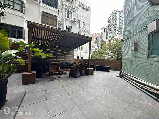 Tai Hang - Y.I 03