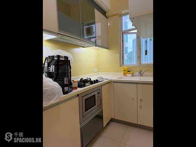 Tung Chung - Coastal Skyline Phase 4 Le Bleu Deux Block 1 03