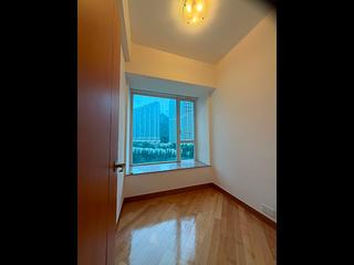 Tung Chung - Coastal Skyline Phase 4 Le Bleu Deux Block 1 05