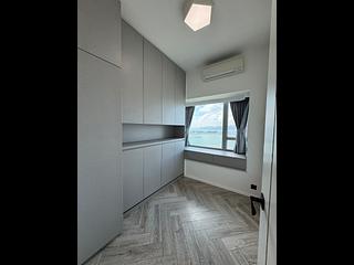 Tung Chung - Coastal Skyline Phase 3 La Rossa Block Block A (Block 7) 05