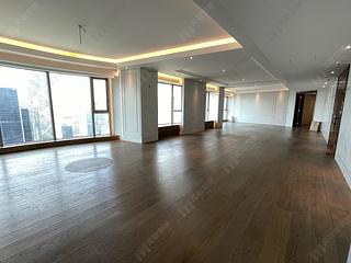 Mid Levels Central - Regence Royale 02