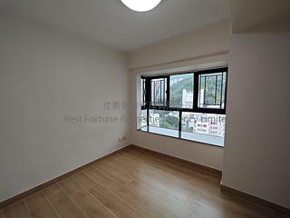 坚尼地城 - 坚城中心 04