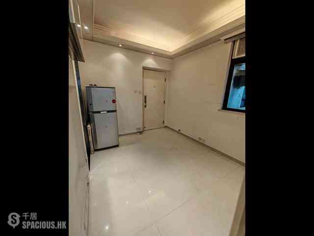 Shek Tong Tsui - Kong Chian Tower Block 2 02