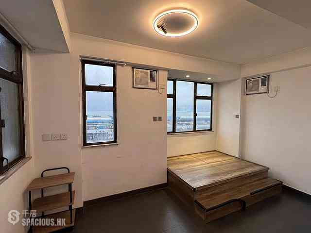 Shek Tong Tsui - Kong Chian Tower Block 2 01