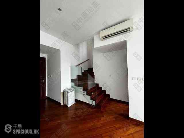 Wan Chai - The Avenue Phase 2 02