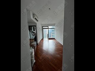 Wan Chai - The Avenue Phase 2 04