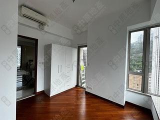 Wan Chai - The Avenue Phase 2 05