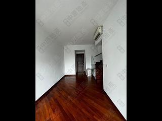 Wan Chai - The Avenue Phase 2 07