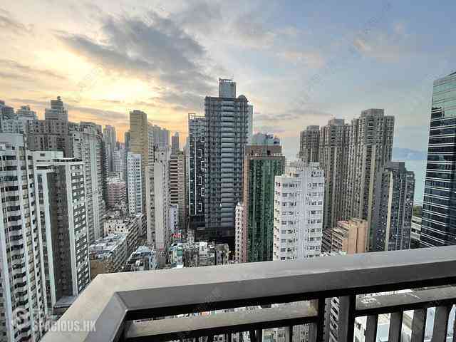 Sai Ying Pun - The Met. Sublime 01