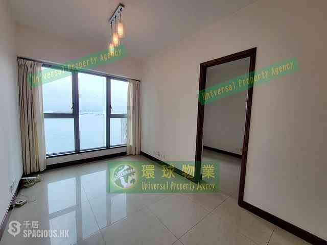 Kennedy Town - The Merton Tower 3 03