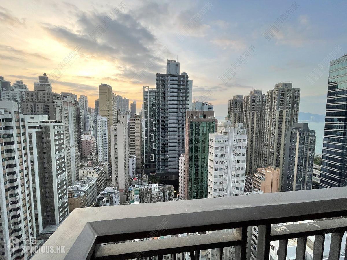 Sai Ying Pun - The Met. Sublime 01