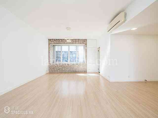 Mid Levels Central - Brewin Court 05