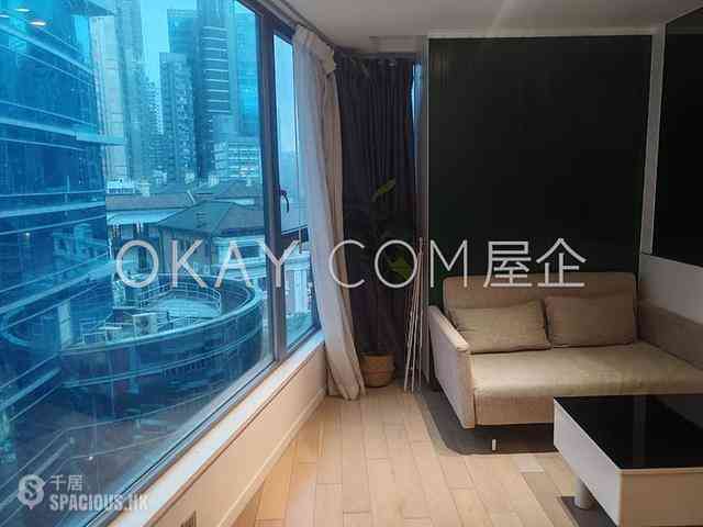 Central - Knight on Wyndham 01
