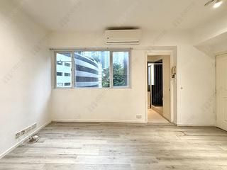 Soho - Caravan Court 05
