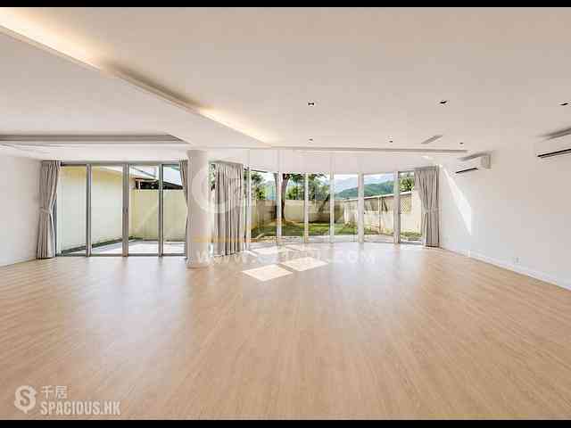 Shouson Hill - Henredon Court 01