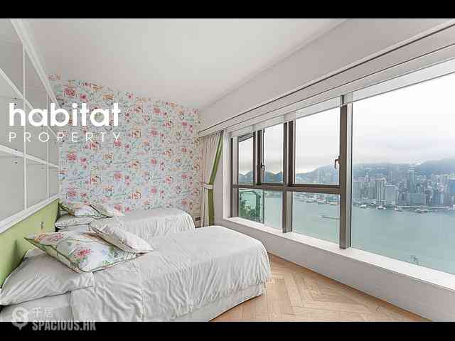 West Kowloon - The Harbourside 17
