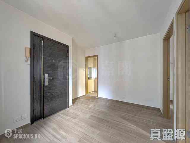 Wan Chai - Galway Court 01
