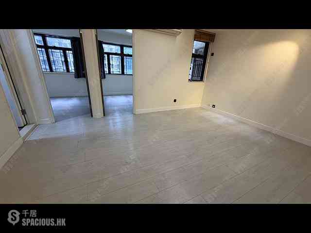 Wan Chai - Rialto Building 02