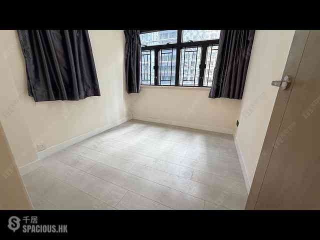 Wan Chai - Rialto Building 03