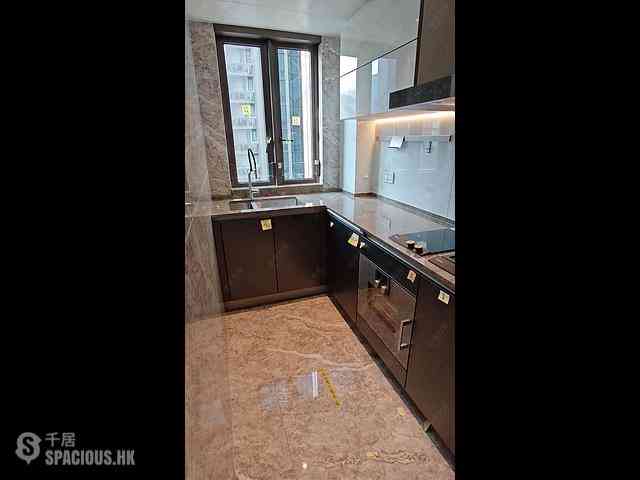Wong Chuk Hang - The Southside Phase 3B Blue Coast Tower 2A 07
