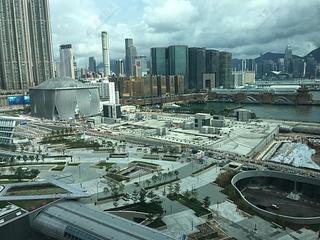 West Kowloon - The Arch Star Tower (Block 2) 04