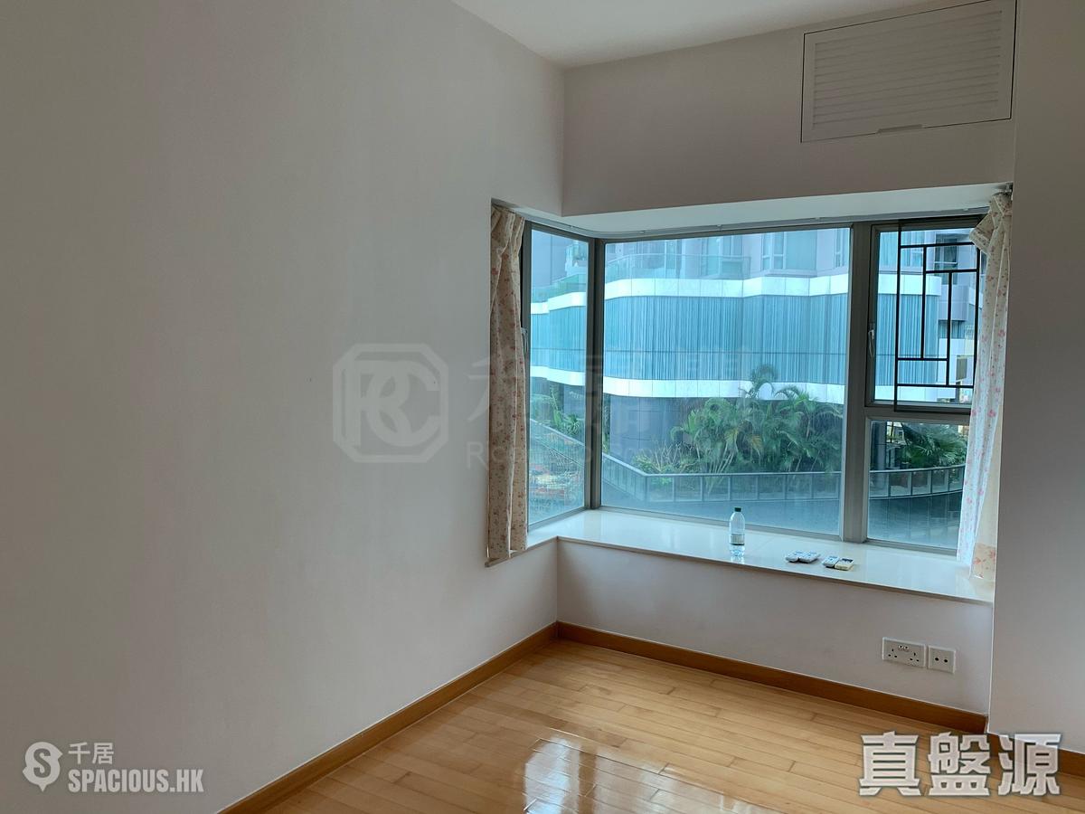 Wan Chai - The Zenith Phase 1 01