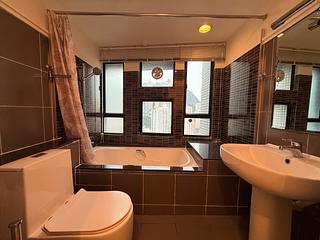 Mid Levels Central - Birchwood Place 10