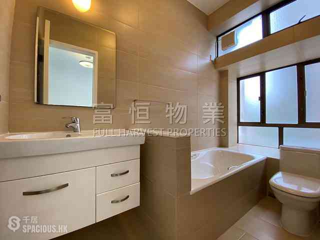 Happy Valley - Linden Court 07