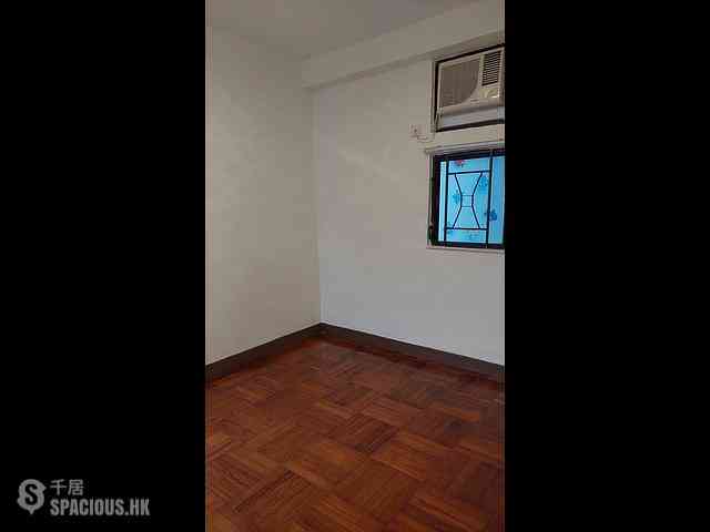 Shau Kei Wan - Perfect Mount Gardens Block D 02